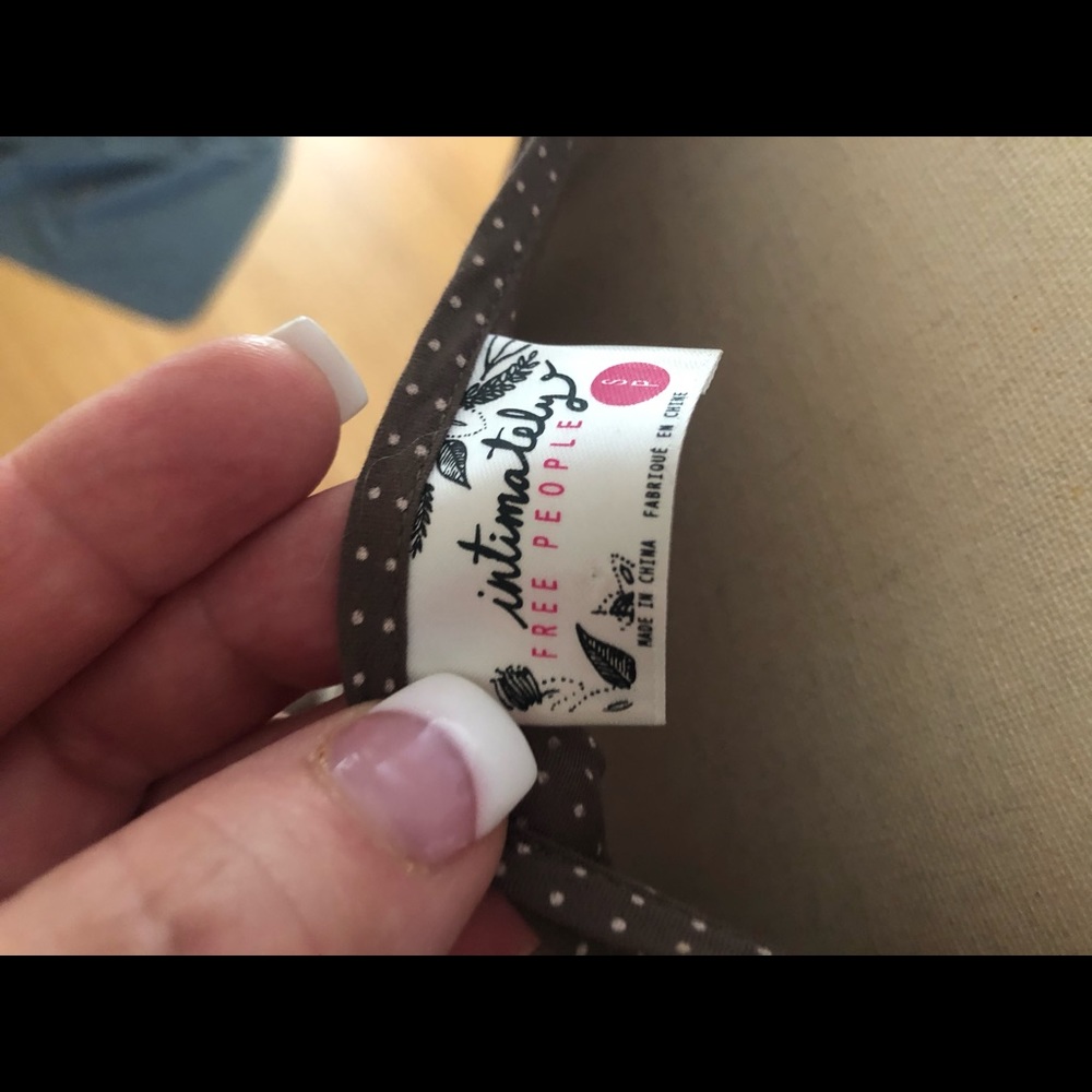 Dress - Picture 6 of 6